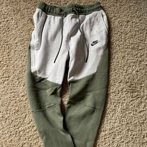 BRAND NEW Nike Sweats